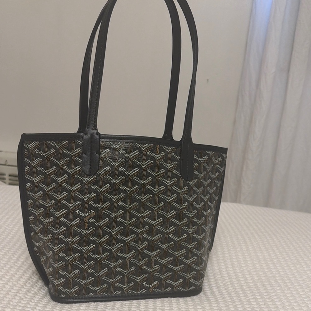 Elegant Brown Tote Bag